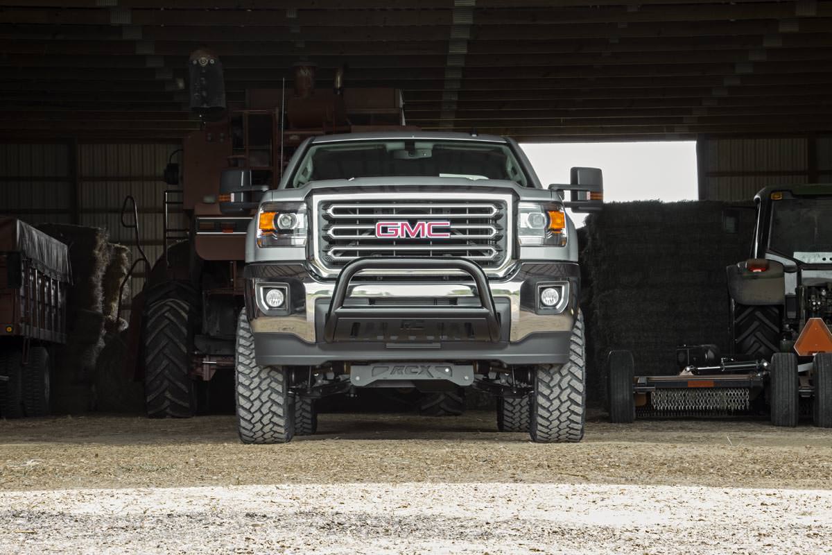 Rough Country 5 Inch Lift Kit | Chevy/GMC 2500HD/3500HD (11-19)