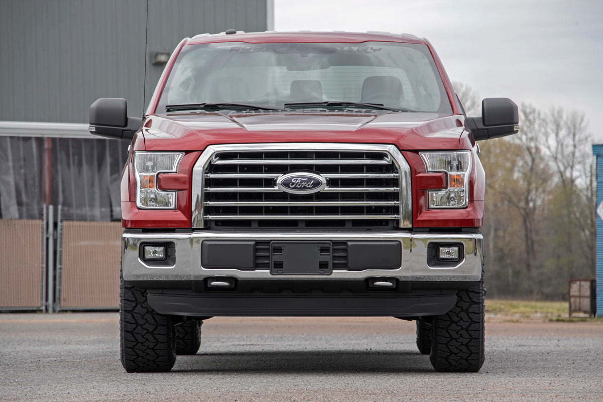 Rough Country 2 Inch Lift Kit | Ford F-150 2WD/4WD (2014-2020)