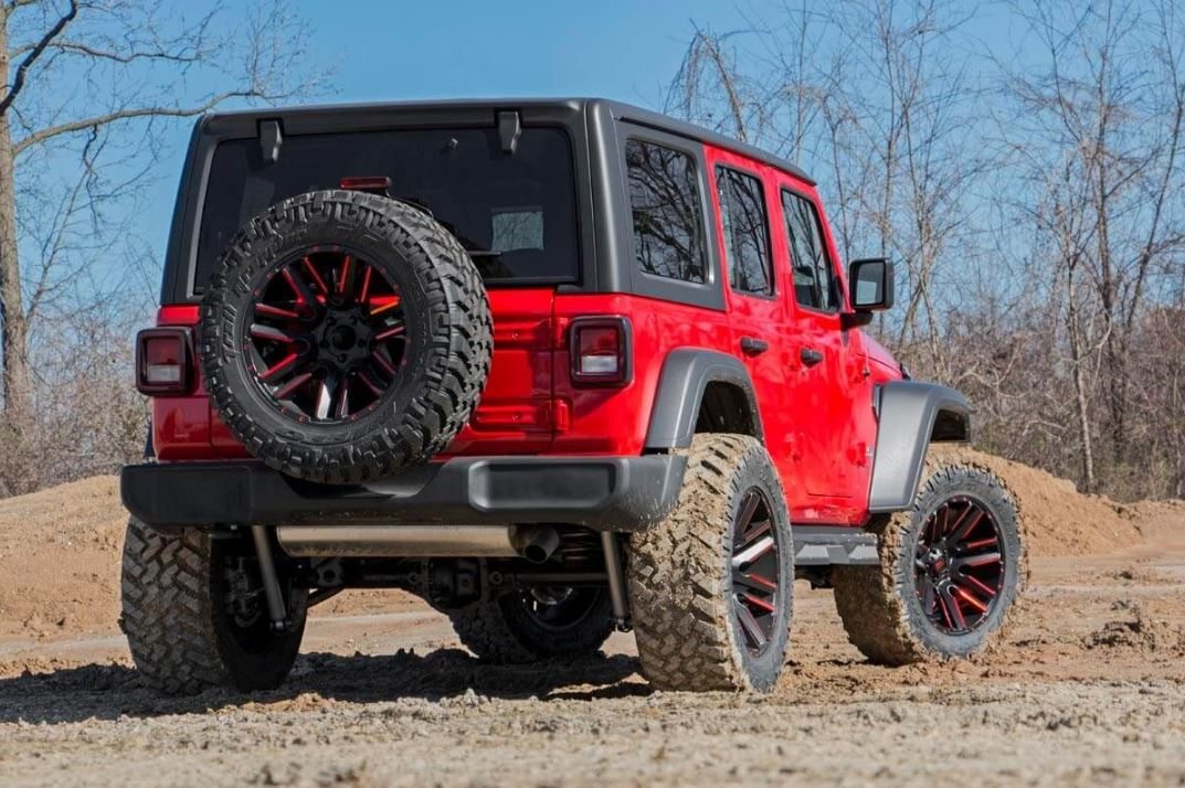 Rough Country 3.5 Inch Lift Kit | 4-Door | Jeep Wrangler Unlimited JL (18-23)