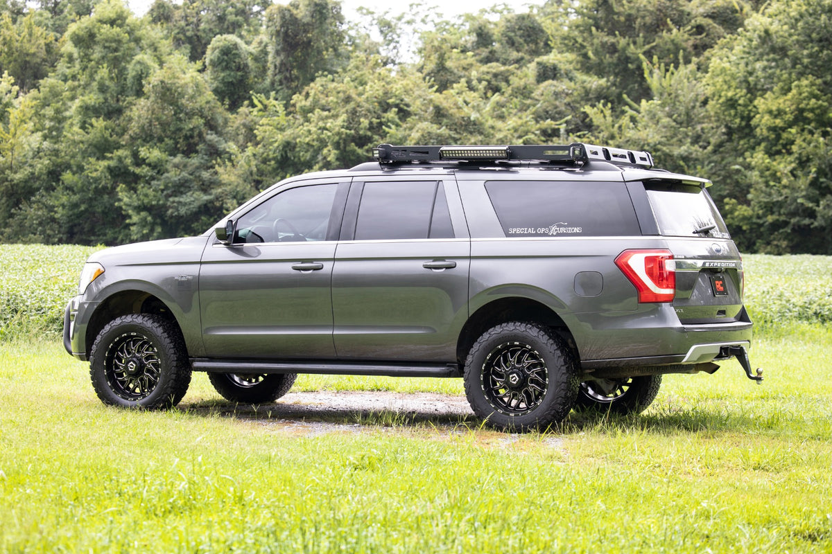 Rough Country 3 Inch Lift Kit | Ford Expedition 4WD (2018-2024)