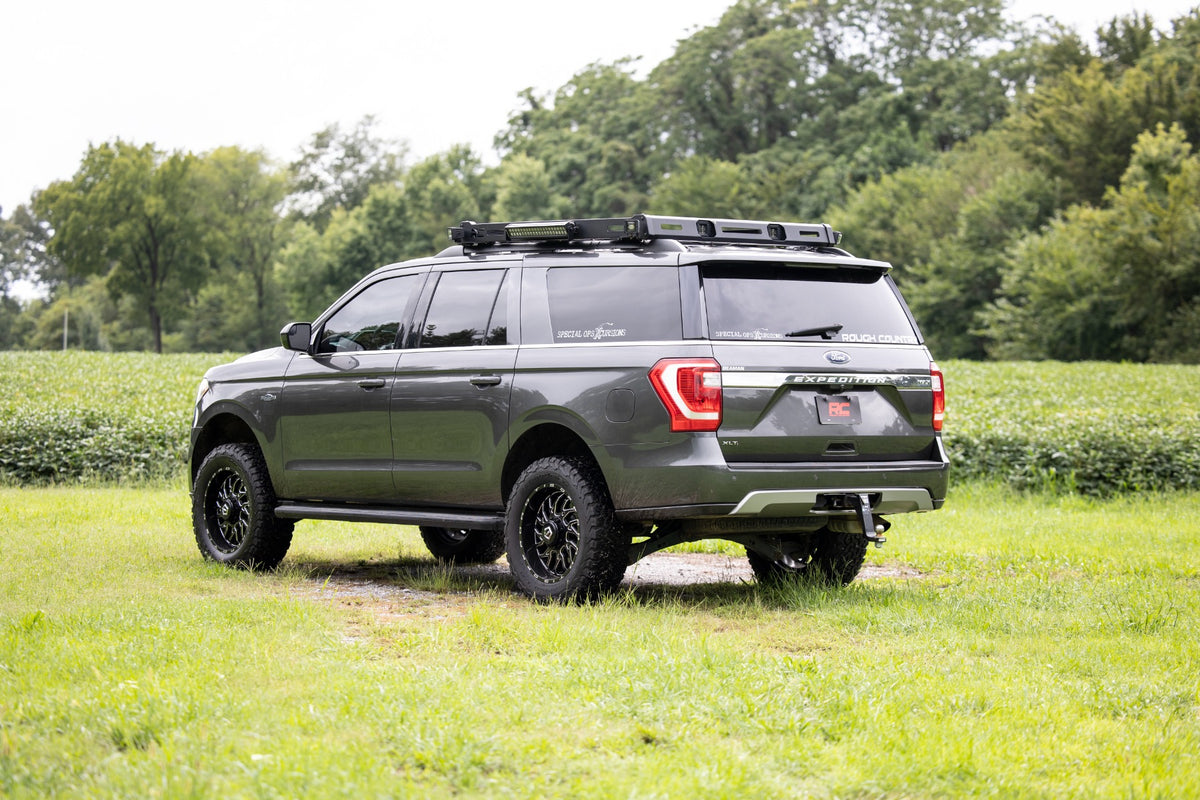 Rough Country 3 Inch Lift Kit | Ford Expedition 4WD (2018-2024)