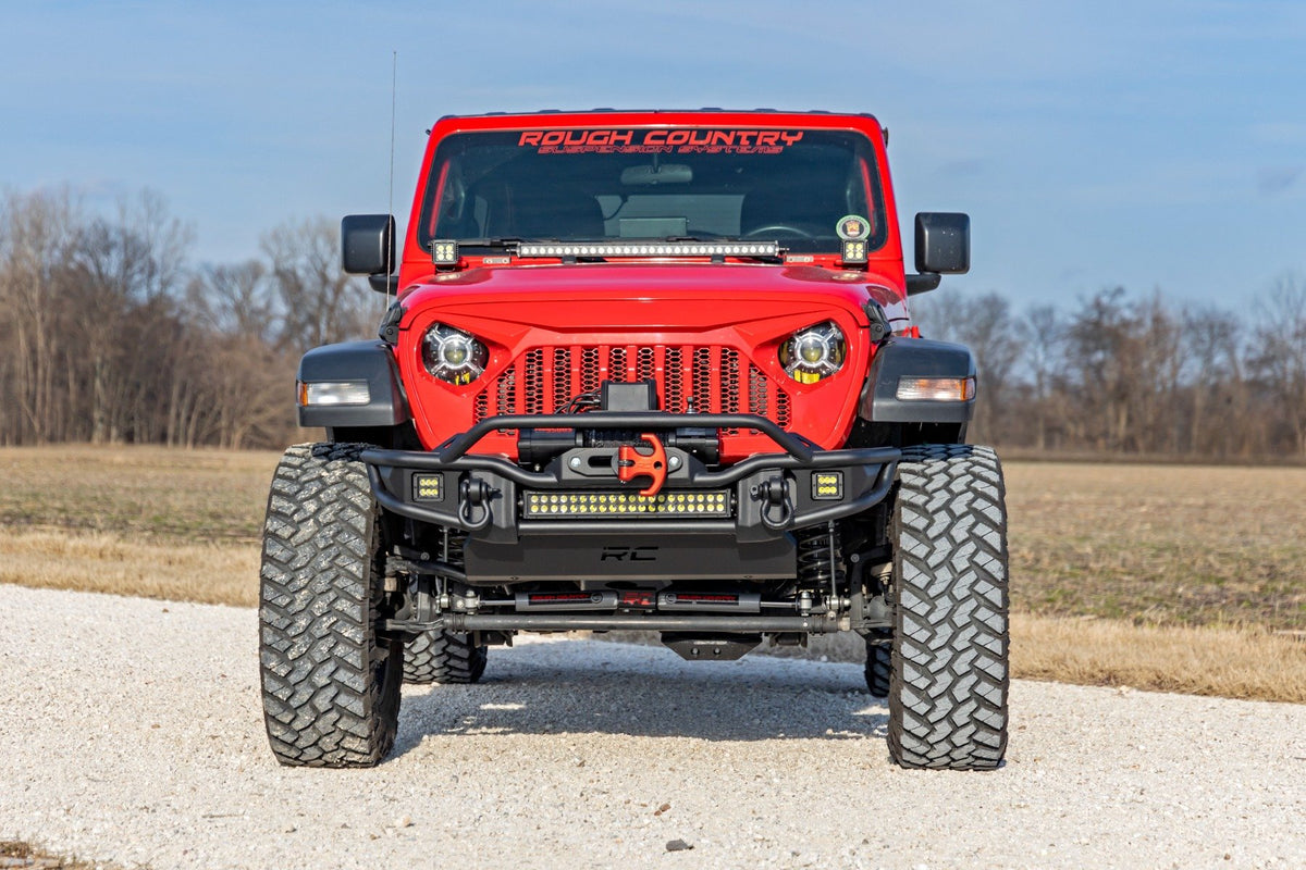 Rough Country 3.5 Inch lift Kit | 4- Door | Jeep Wrangler Unlimited 4WD (24-26)