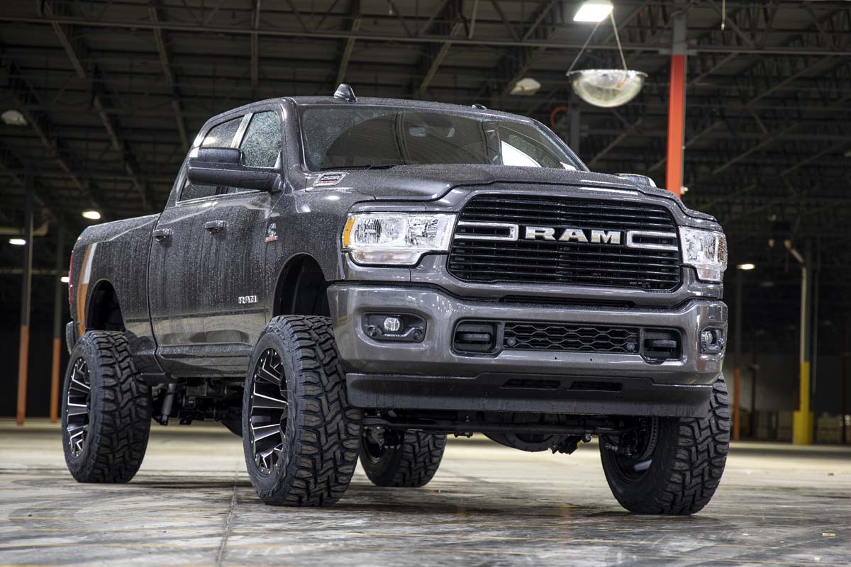 Rough Country 5 Inch Lift Kit | Ram 2500 4WD (2019-2024)