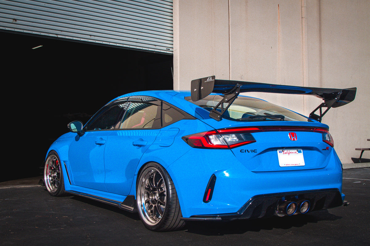 GTC-300 67" Carbon Fiber Adjustable Wing - Honda FL5 Civic Type R 2023 - Current