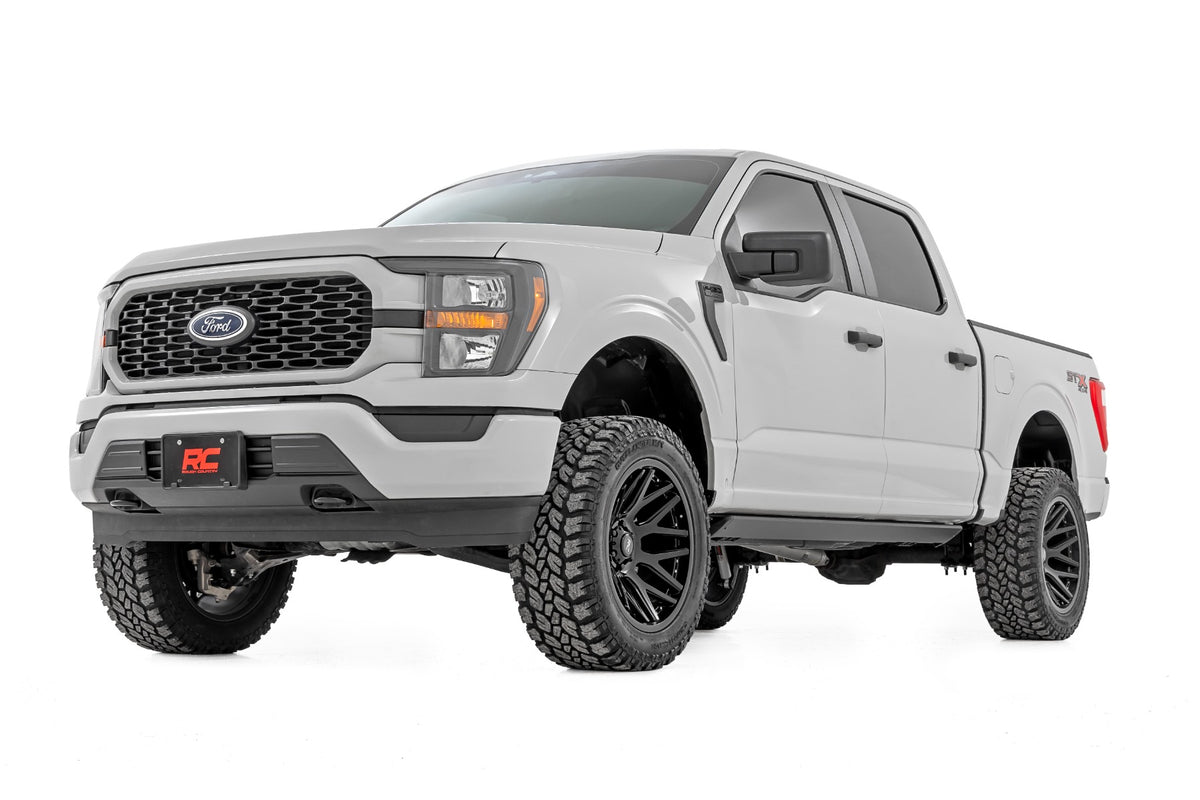 Rough Country 4 inch Lift Kit | Forged UCA | M1/M1 | No Cut | Ford F-150 4WD (2021-2026)