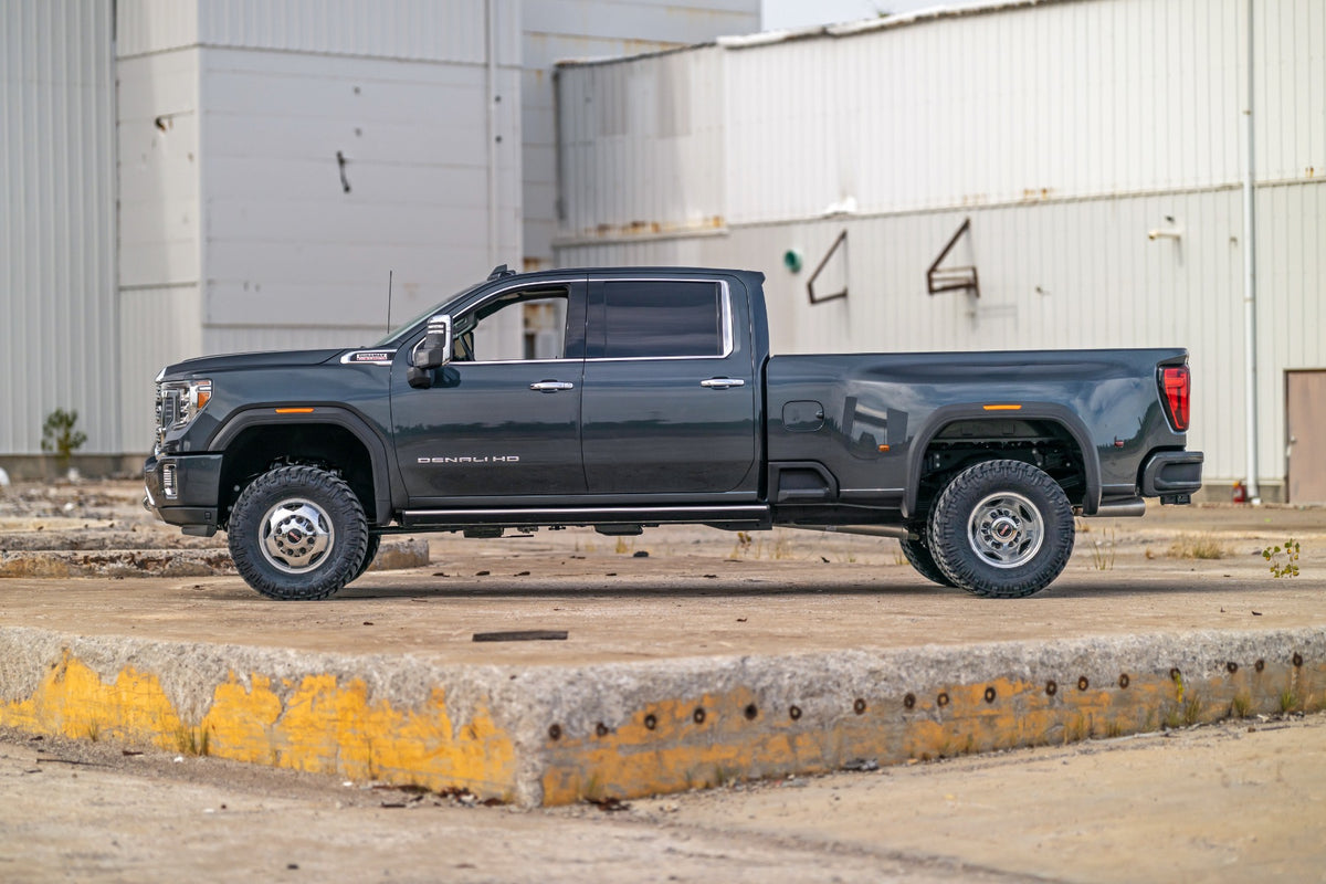 Rough Country 3 Inch Lift Kit | Dually | Chevy/GMC Sierra 3500 HD/Silverado 3500 HD 2WD/4WD (20-26)