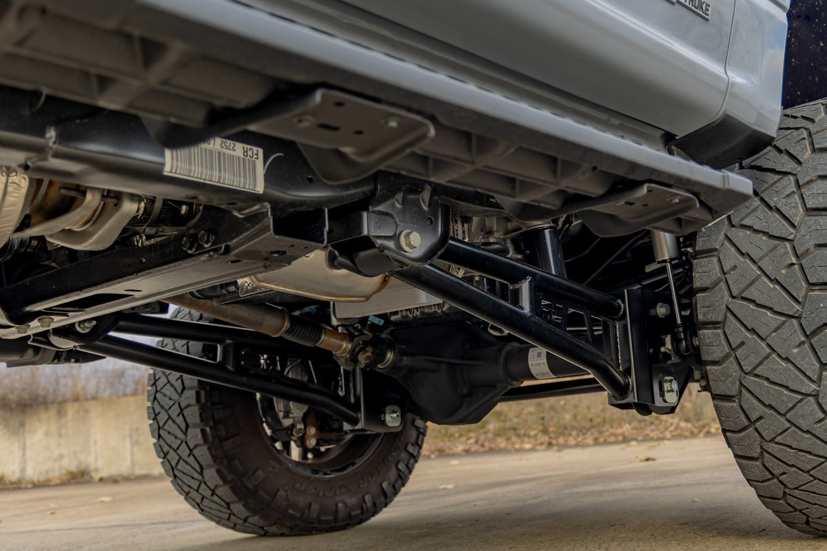 Rough Country 4.5 Inch Coilover Conversion Lift Kit | Radius Arm | Ford F-250/F-350 Super Duty (2023-2026)
