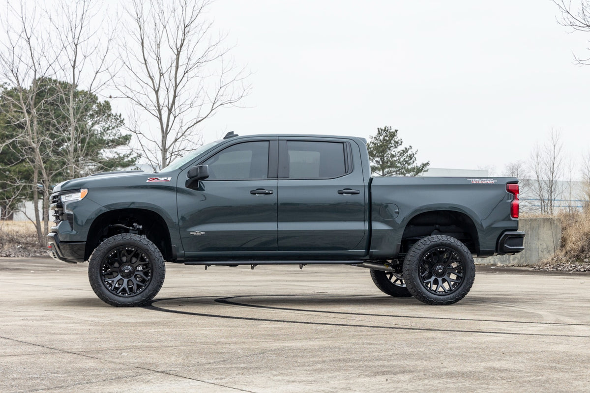 Rough Country 4 Inch Lift Kit | AT4/Trailboss | Chevy/GMC 1500 2WD/4WD (2025-2026)
