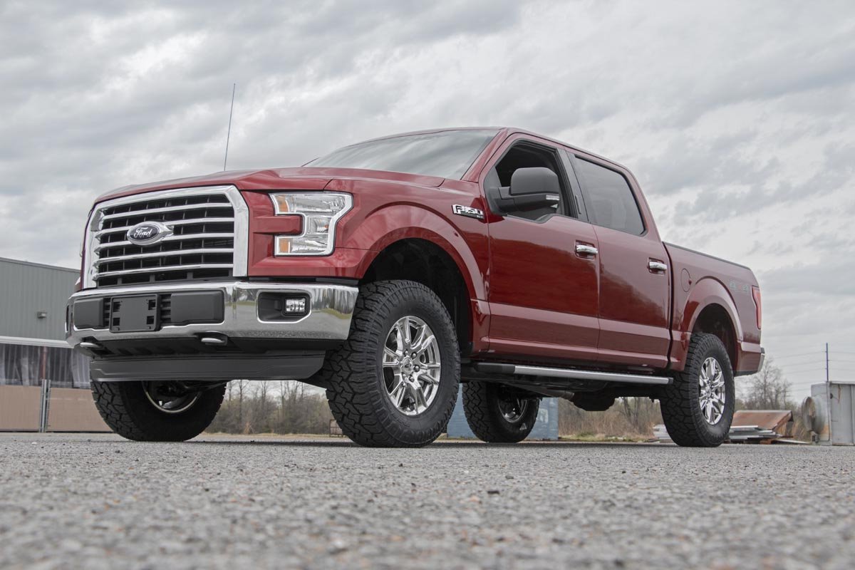 Rough Country N3 Leveling Struts | 2 Inch | Loaded Strut | Ford F-150 4WD (2014-2026)