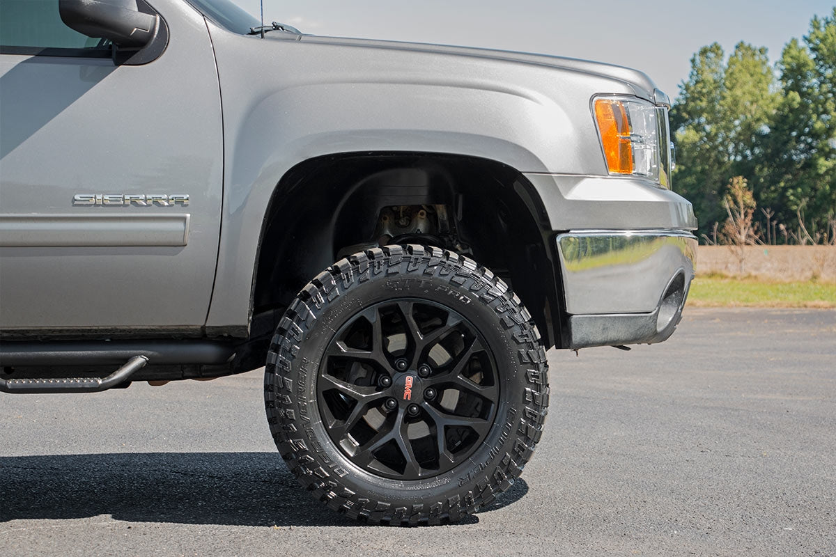 Rough Country 3 Inch Body Lift Kit | Chevy Silverado & GMC Sierra 1500 2WD/4WD (2007-2013)