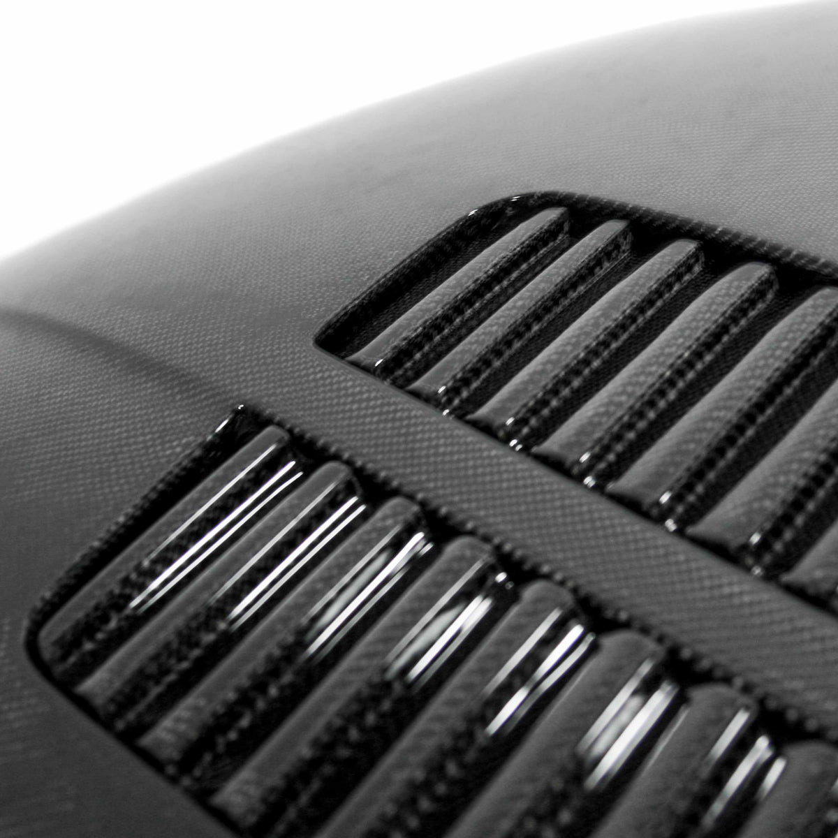 Seibon GTR-Style Carbon Fiber Hood for 2007-2010 BMW E92 Coupe, pre LCI