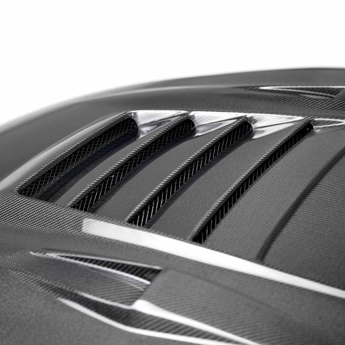 Seibon DS-Style Carbon Fiber Hood for 2009-2016 Nissan GT-R