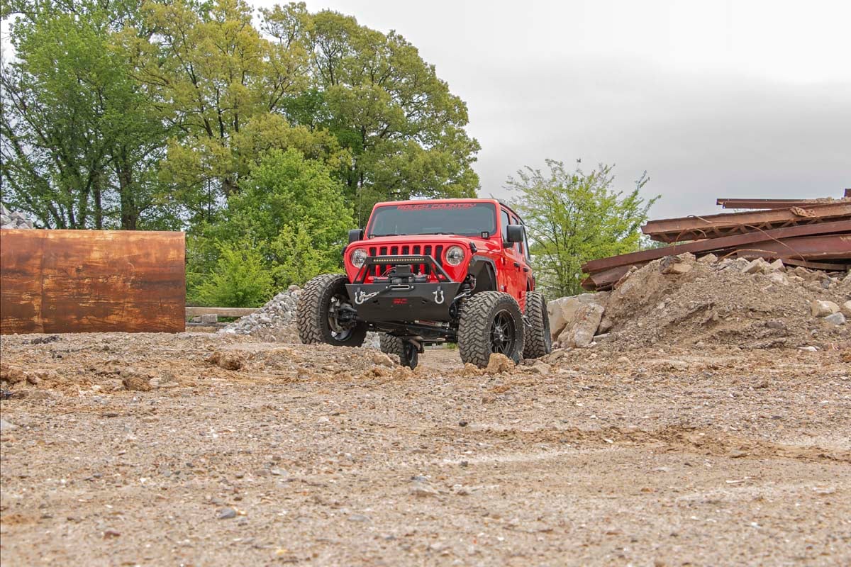Rough Country 3.5 Inch Lift Kit | 4-Door | Jeep Wrangler Unlimited 4WD (24-26)