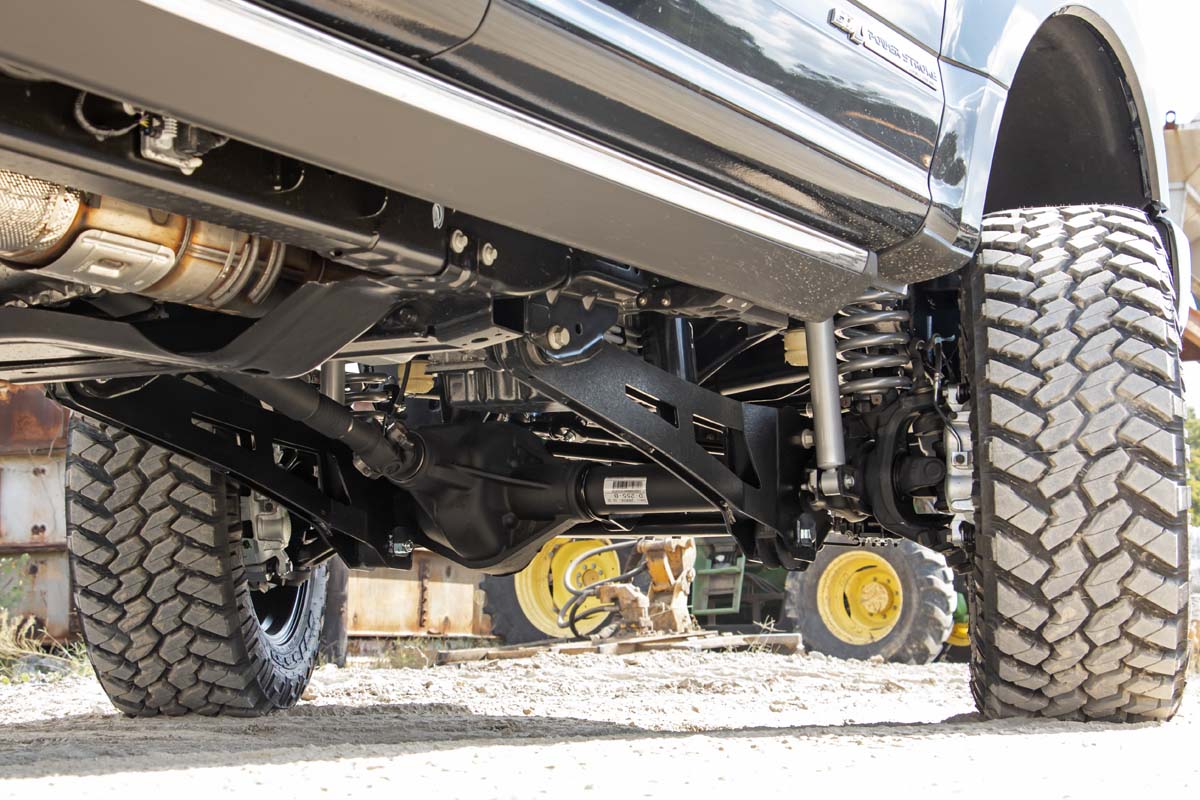 Rough Country 6 Inch Lift Kit | Ford F-250/F-350 Super Duty 4WD (2017-2022)