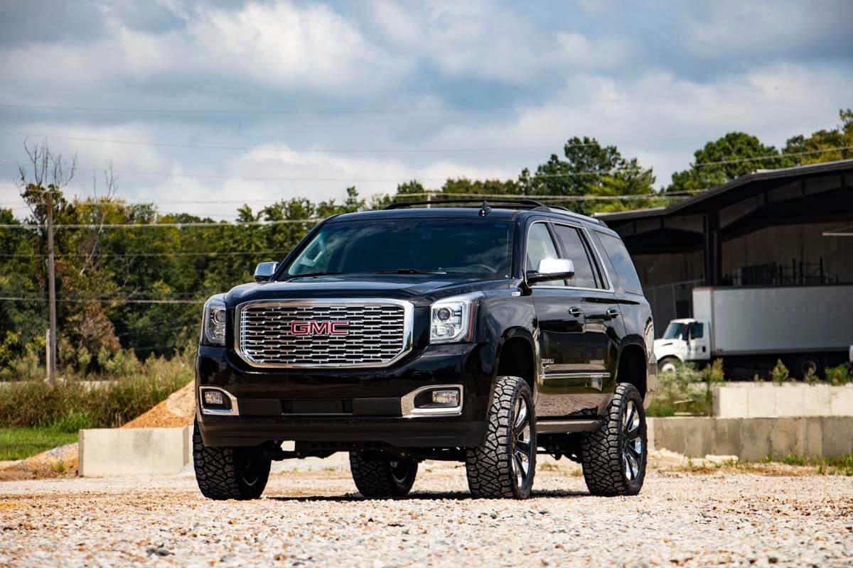 Rough Country 6 Inch Lift Kit | Chevy/GMC SUV 1500 4WD (2015-2020)