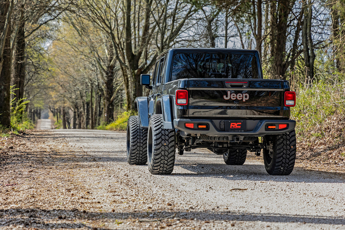 Rough Country 3.5 Inch Lift Kit | No Shocks | Jeep Gladiator JT Mojave 4WD (2020-2023)