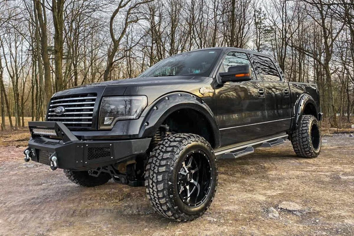 Rough Country 6 Inch Lift Kit | Ford F-150 4WD (2014)