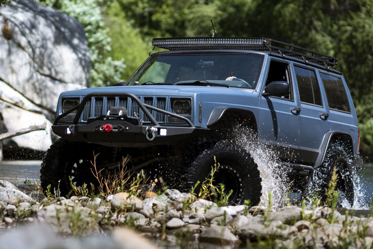 Rough Country 6.5 Inch Lift Kit | X-Series | Jeep Cherokee XJ 2WD/4WD (1984-2001)