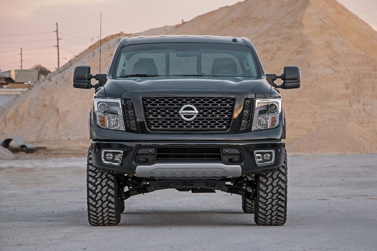 Rough Country 6 Inch Lift Kit | Nissan Titan 4WD (2017-2024)