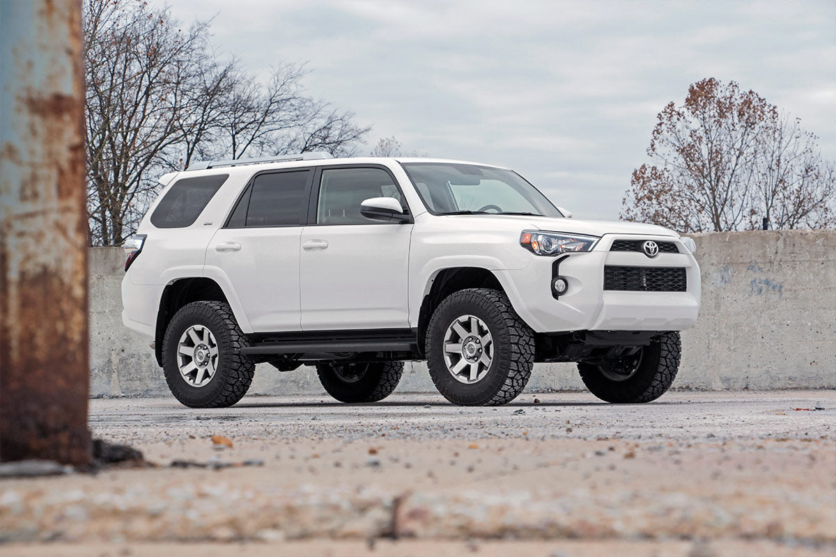 Rough Country 2 Inch Lift Kit | Toyota 4Runner 4WD (10-24)