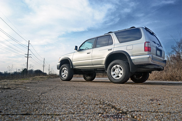 Rough Country 3 Inch Lift Kit | Toyota 4Runner 2WD/4WD (1996-2002)