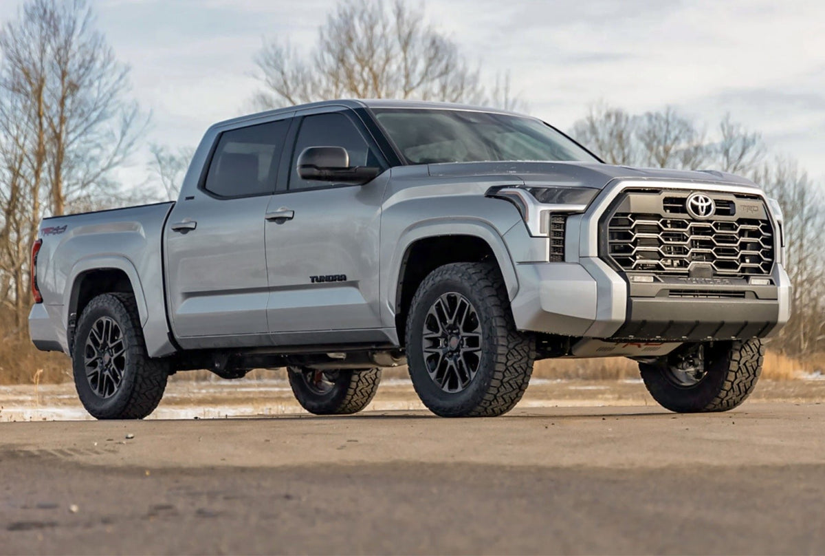 Rough Country N3 Leveling Struts | 2 Inch | Loaded Strut | Toyota Tundra 4WD (2022-2026)