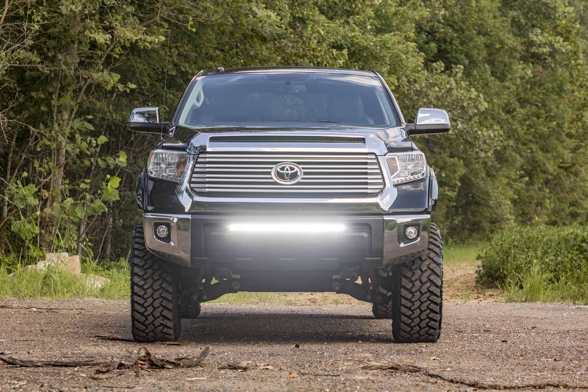 Rough Country 6 Inch Lift Kit | Toyota Tundra 2WD/4WD (2007-2015)