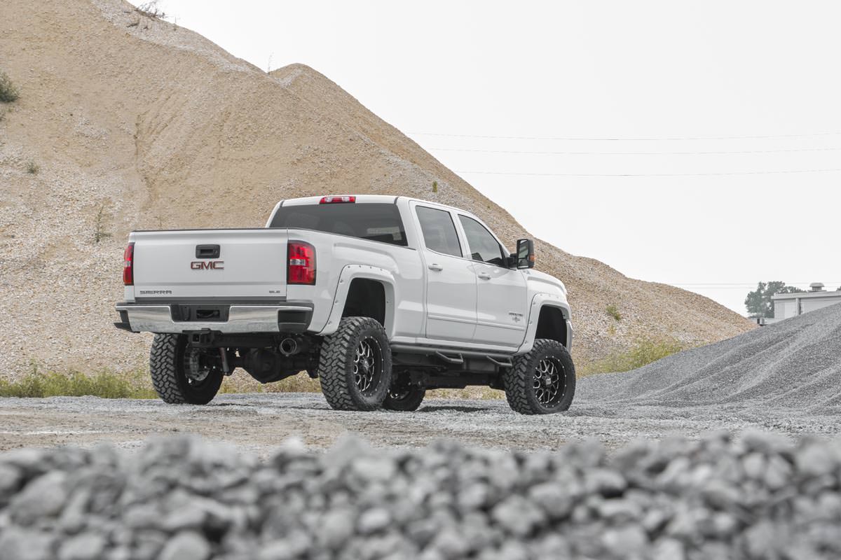 Rough Country 5 Inch Lift Kit | Chevy/GMC 2500HD/3500HD (11-19)