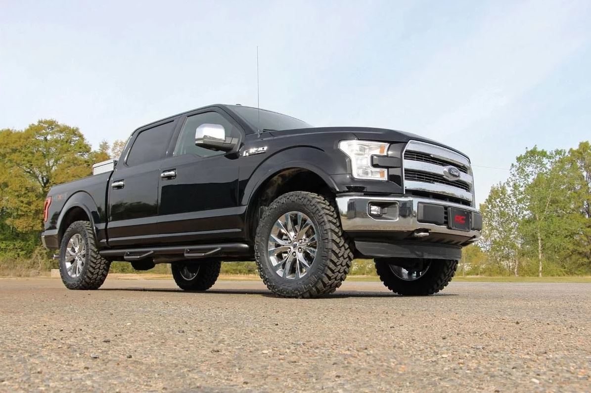 Rough Country 2 Inch leveling Kit | Ford F-150 (14-26)/Raptor (19-20)