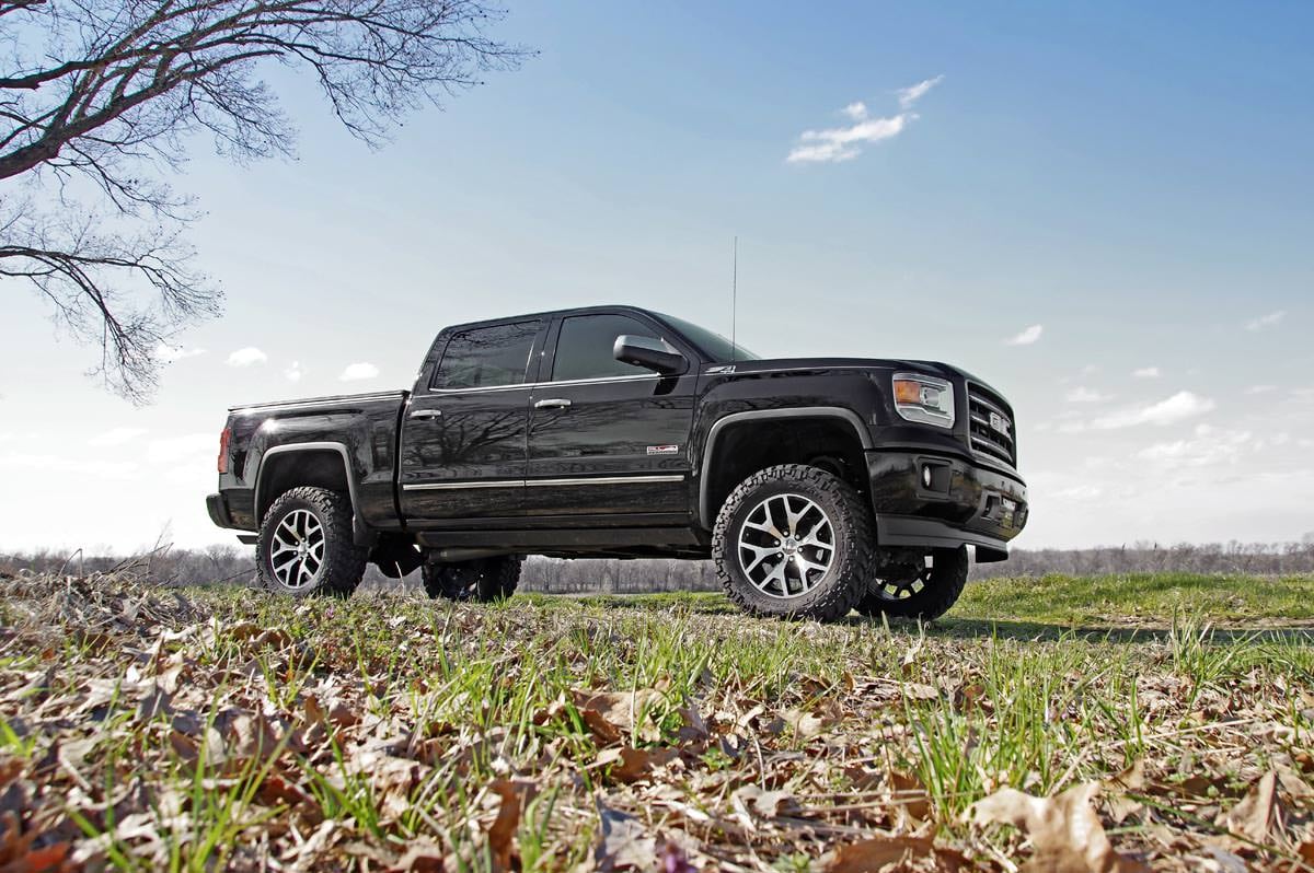 Rough Country 5 Inch Lift Kit | GMC Sierra 1500 Denali (14-18)