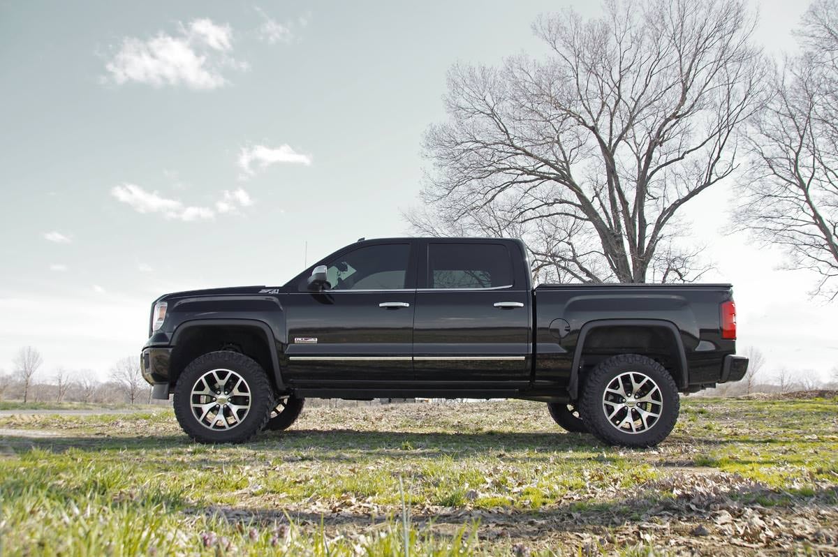 Rough Country 5 Inch Lift Kit | GMC Sierra 1500 Denali (14-18)