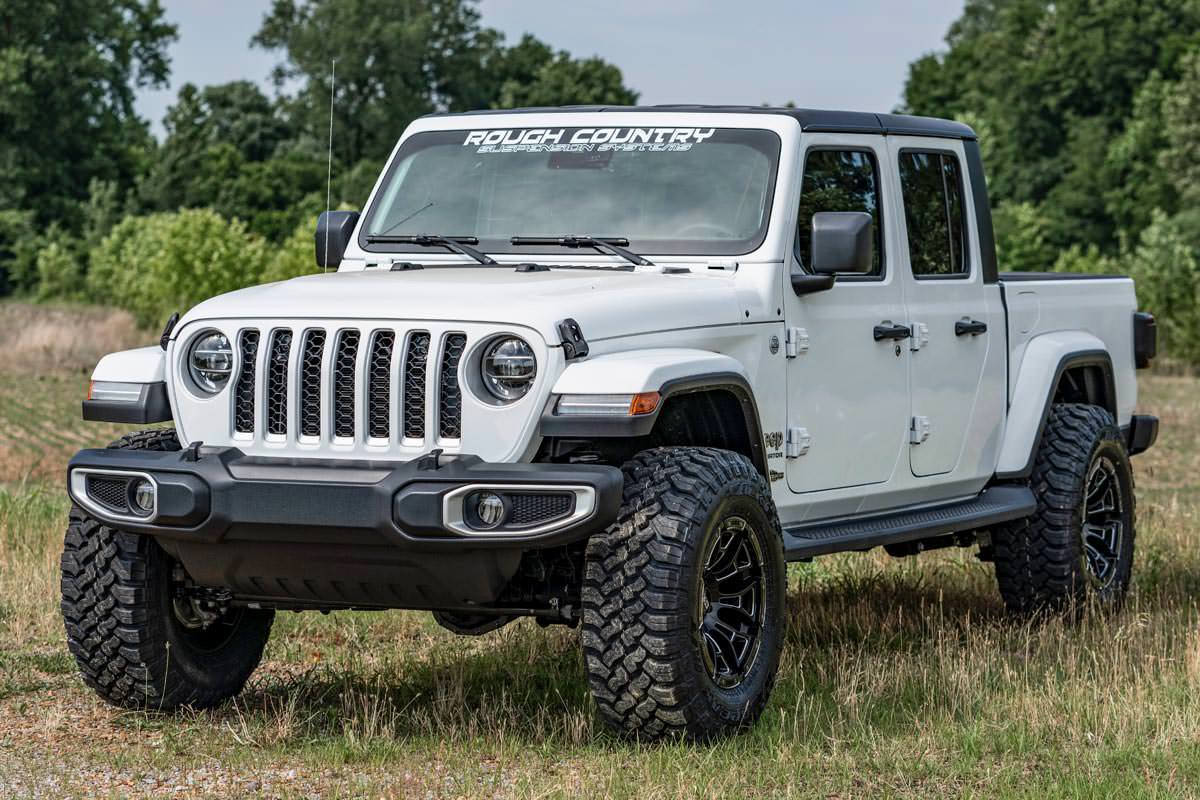 Rough Country 2.5 Inch Leveling Kit | Jeep Gladiator JT 4WD (20-23)