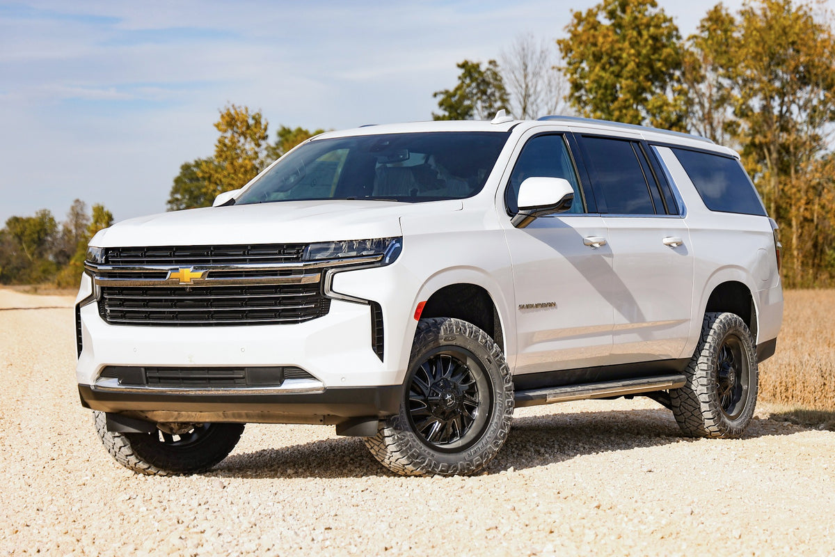 Rough Country 2 Inch Lift Kit | Chevy/GMC SUV 1500 4WD (2021-2026)