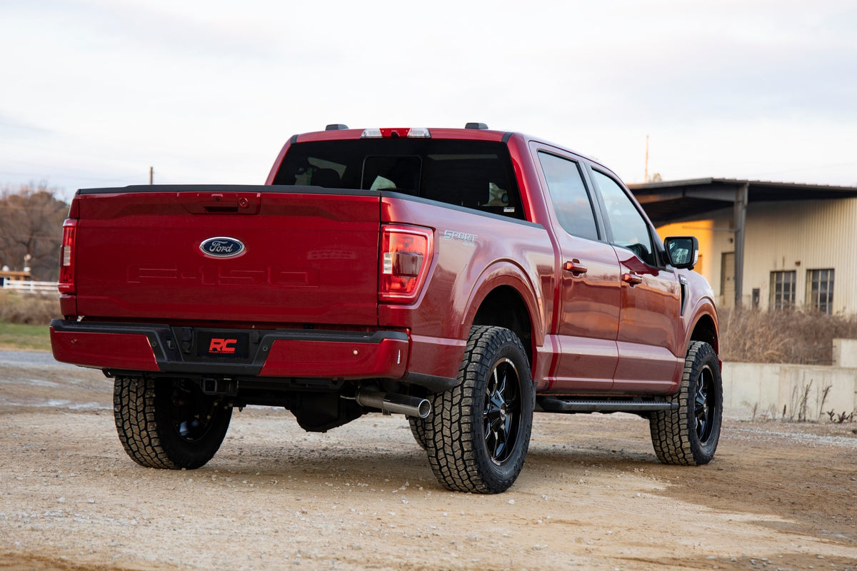 Rough Country 2 Inch Lift Kit | Ford F-150 2WD/4WD (2021-2026)