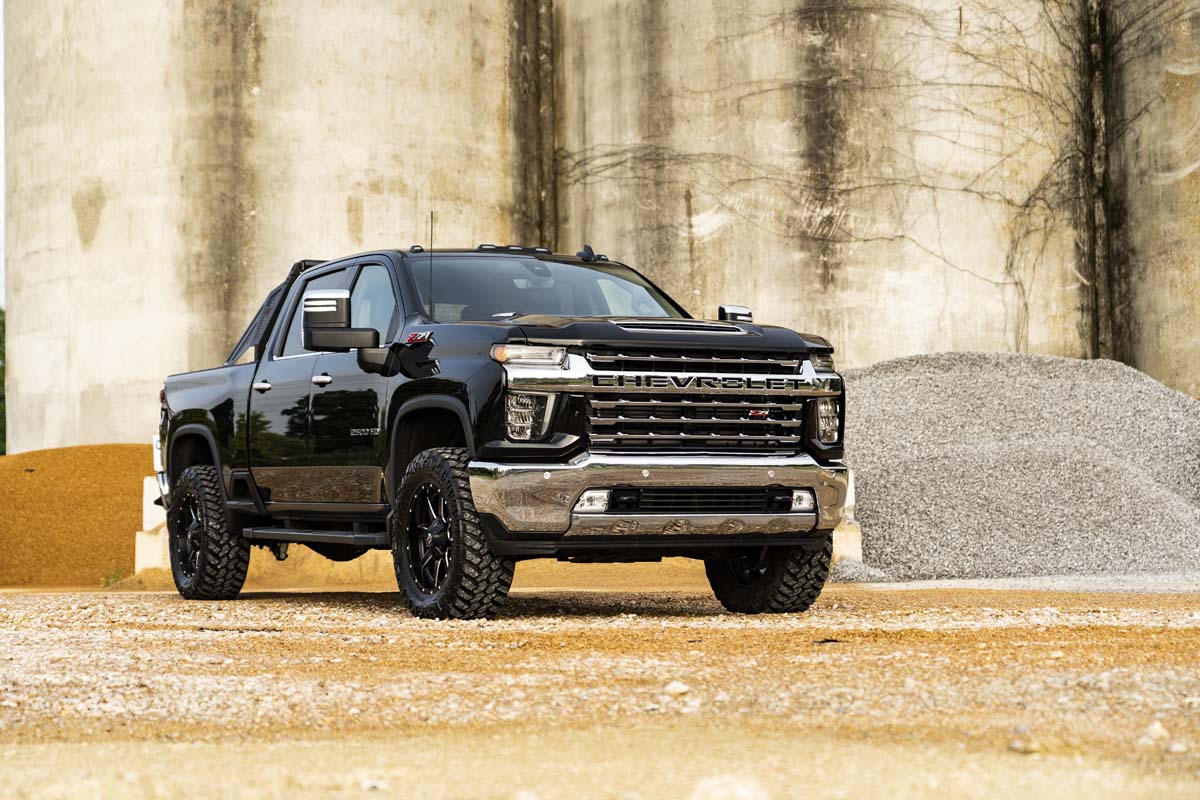 Rough Country 1.5-2 Inch Leveling Kit | Chevy/GMC 2500HD/3500HD 2WD/4WD (20-26)
