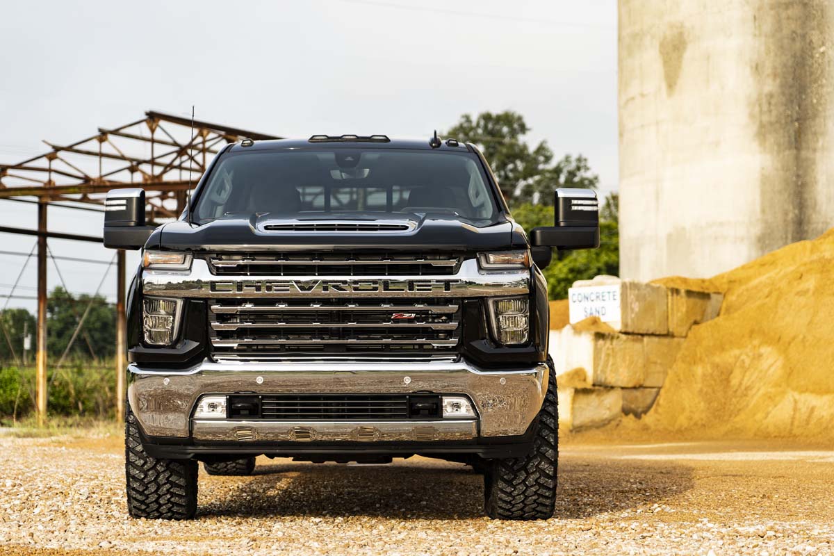 Rough Country 1.5-2 Inch Leveling Kit | Chevy/GMC 2500HD/3500HD 2WD/4WD (20-26)