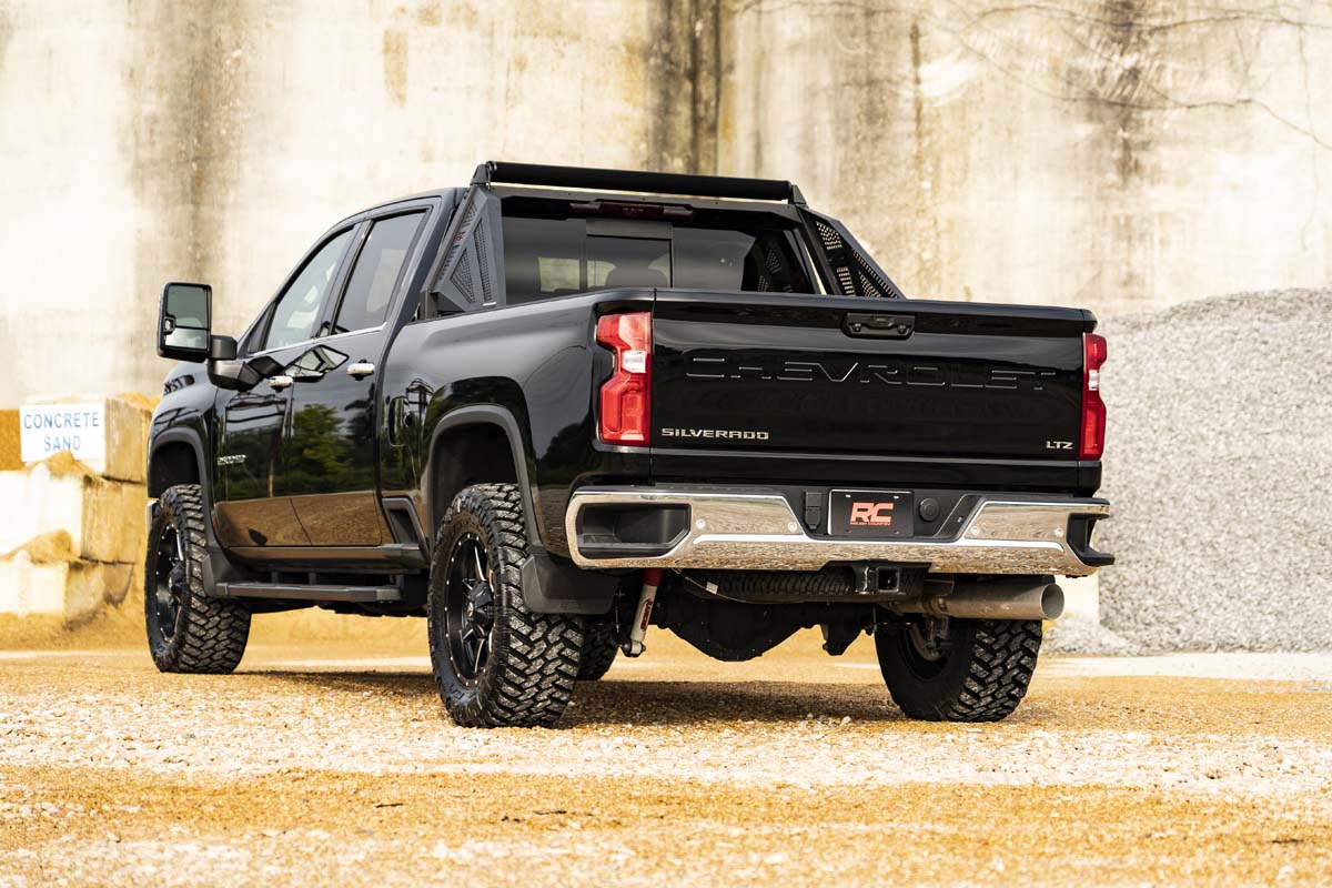 Rough Country 1.5-2 Inch Leveling Kit | Chevy/GMC 2500HD/3500HD 2WD/4WD (20-26)