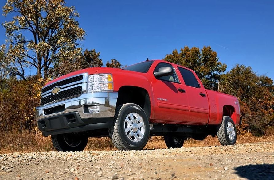 Rough Country 1.5-2 Inch Leveling Kit | Chevy/GMC 2500HD/3500HD (11-19)