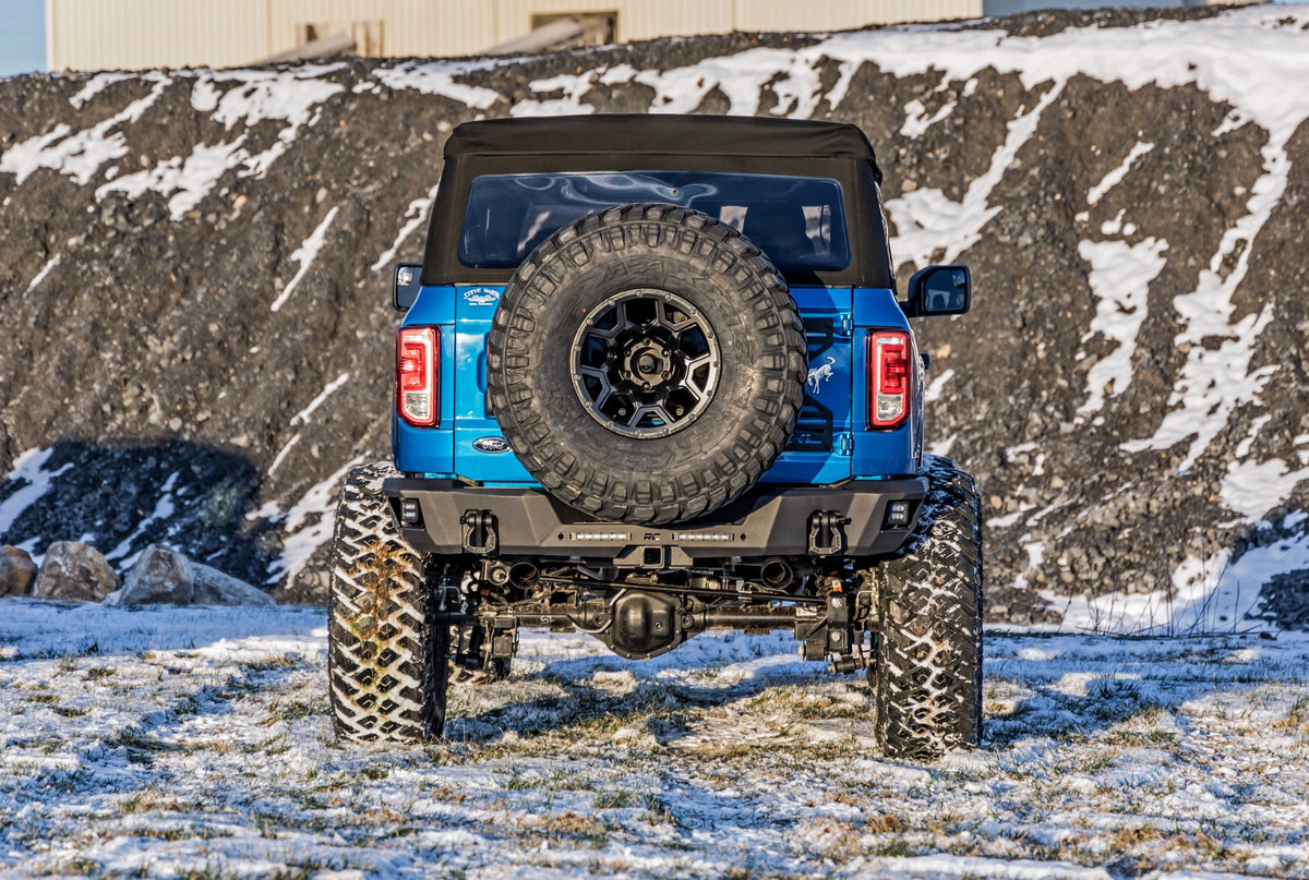 Rough Country 7 Inch Lift Kit | 4-Door Base | Ford Bronco 4WD (2021-2026)