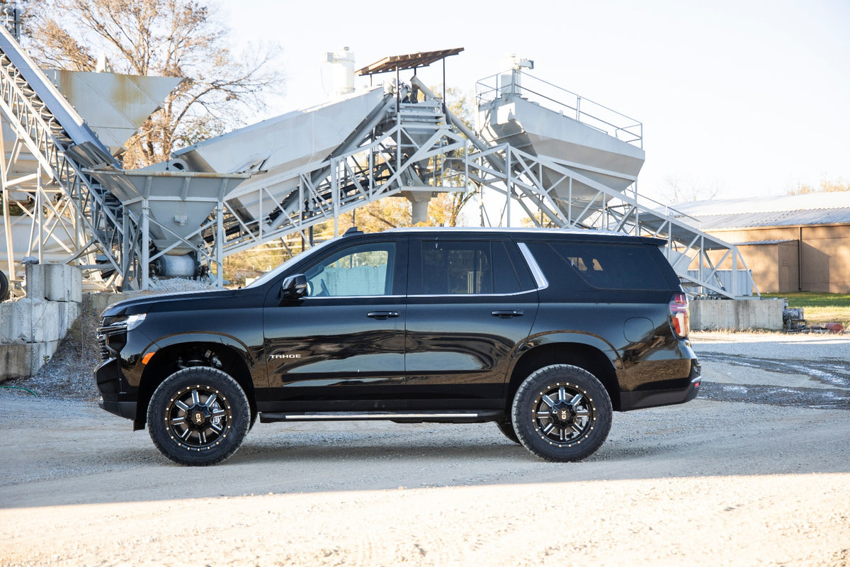 Rough Country 3.5 Inch Lift Kit | GMC Yukon/Yukon XL 1500 4WD (2021-2026)