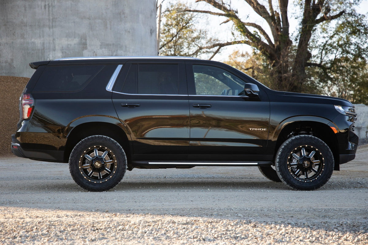 Rough Country 3.5 Inch Lift Kit | GMC Yukon/Yukon XL 1500 4WD (2021-2026)