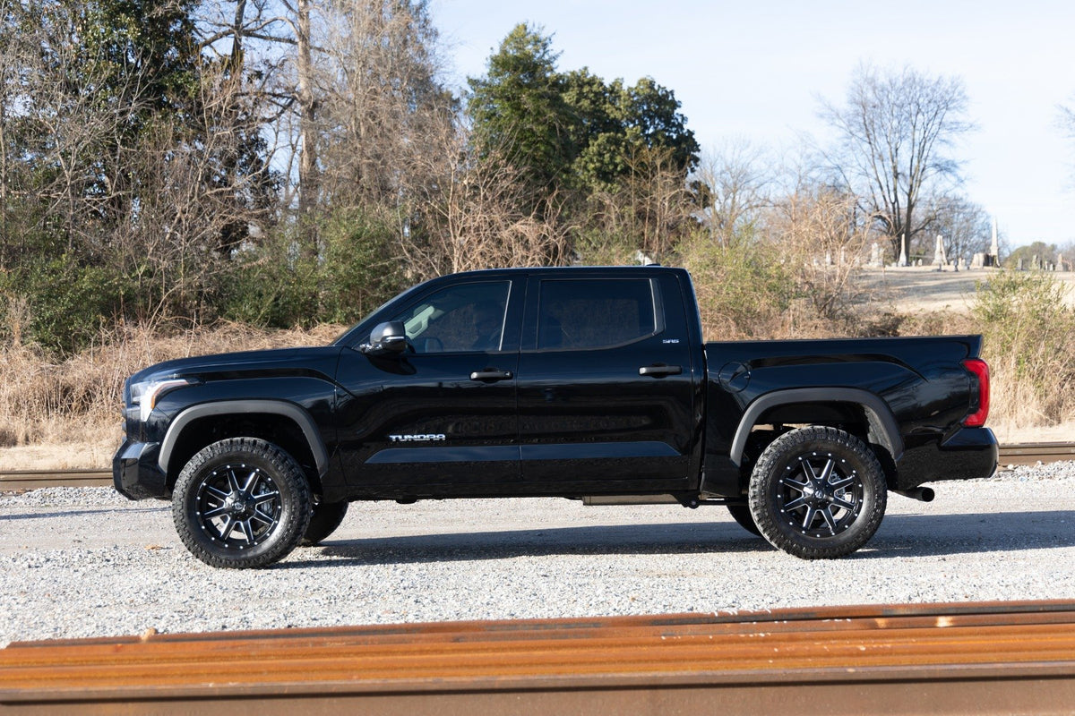 Rough Country N3 Leveling Struts | 2 Inch | Loaded Strut | Toyota Tundra 4WD (2022-2026)