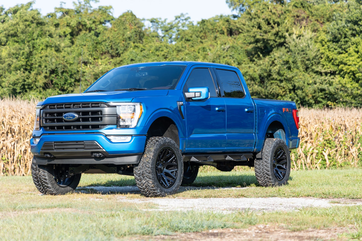 Rough Country 6 Inch Lift Kit | Ford F-150 4WD (2021-2026)