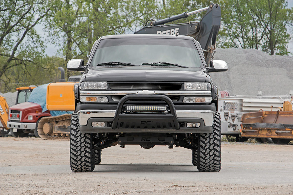 Rough Country 6 Inch Lift Kit | Chevy Silverado & GMC Sierra 1500 4WD (1999-2006 & Classic)
