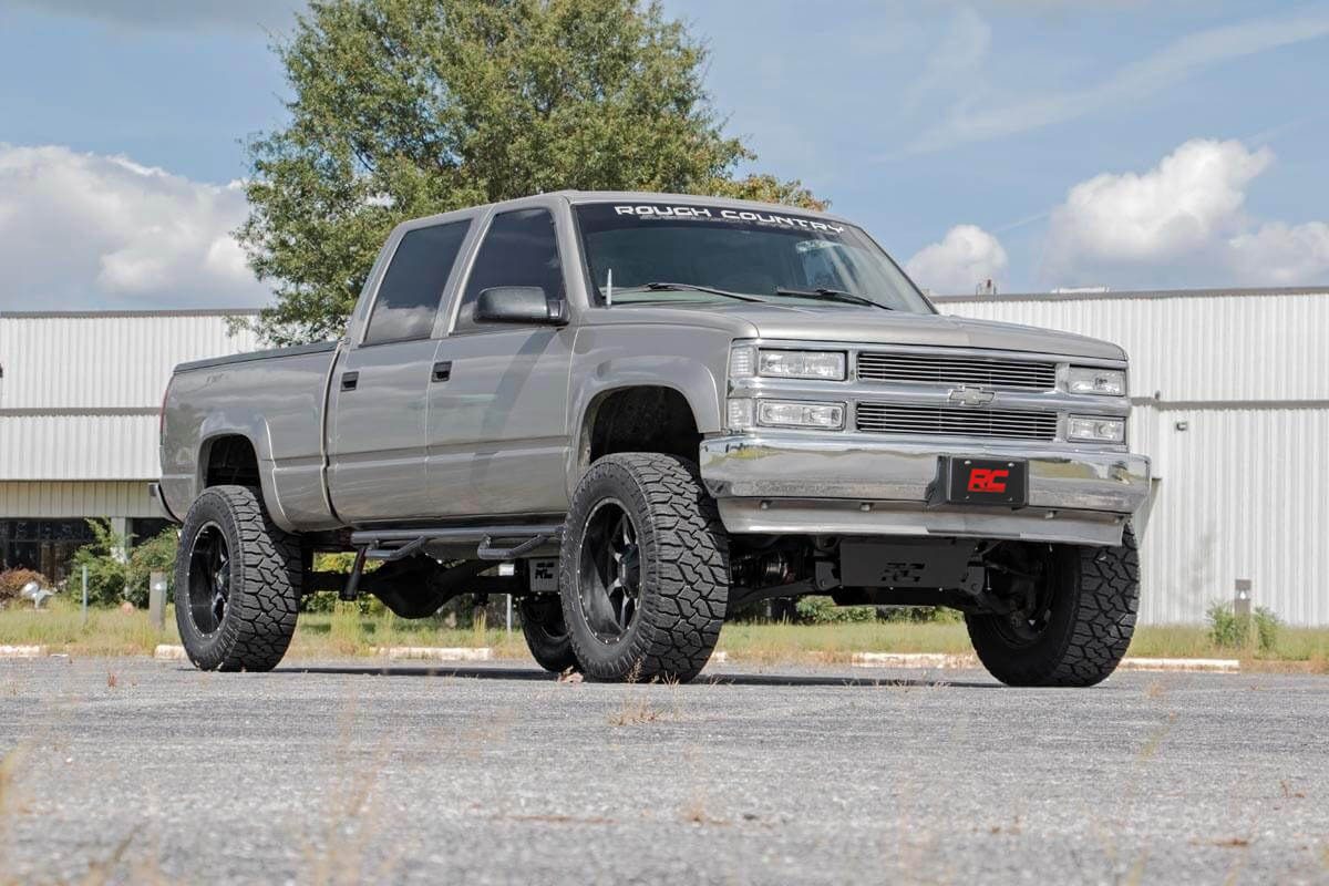 Rough Country 6 Inch Lift Kit | Chevy 3/4-Ton Suburban/K2500 Truck/K3500 Truck (88-00)