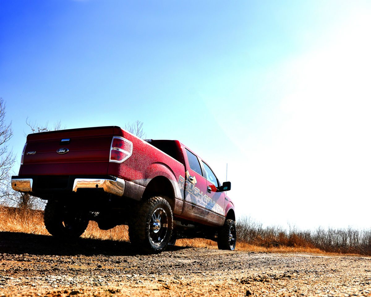 Rough Country 6 Inch Lift Kit | Ford F-150 4WD (2009-2010)