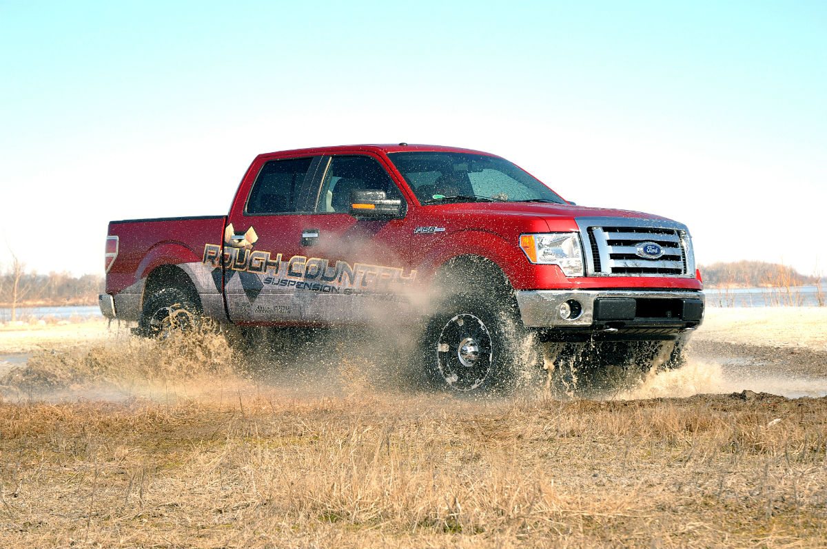 Rough Country 6 Inch Lift Kit | Ford F-150 4WD (2009-2010)