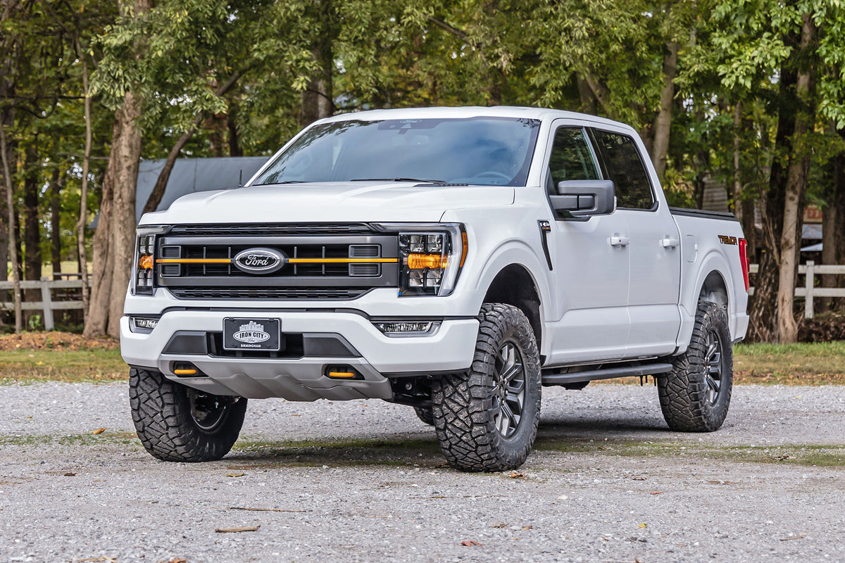 Rough Country 2.5 Inch Lift Kit | Ford F-150 Tremor 4WD (2021-2025)