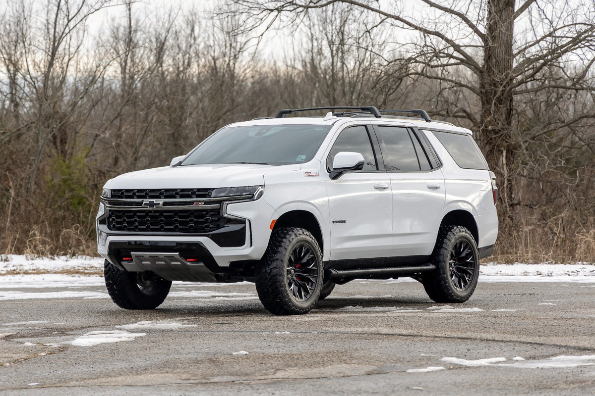 Rough Country 2 Inch Lift Kit | OE Air Ride | Cadillac/Chevy/GMC Escalade/Tahoe/Yukon (21-26)