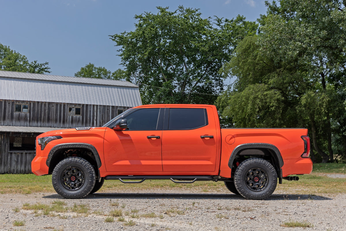 Rough Country 2.5 Inch Lift Kit | TRD Pro | Toyota Tundra 4WD (2022-2026)